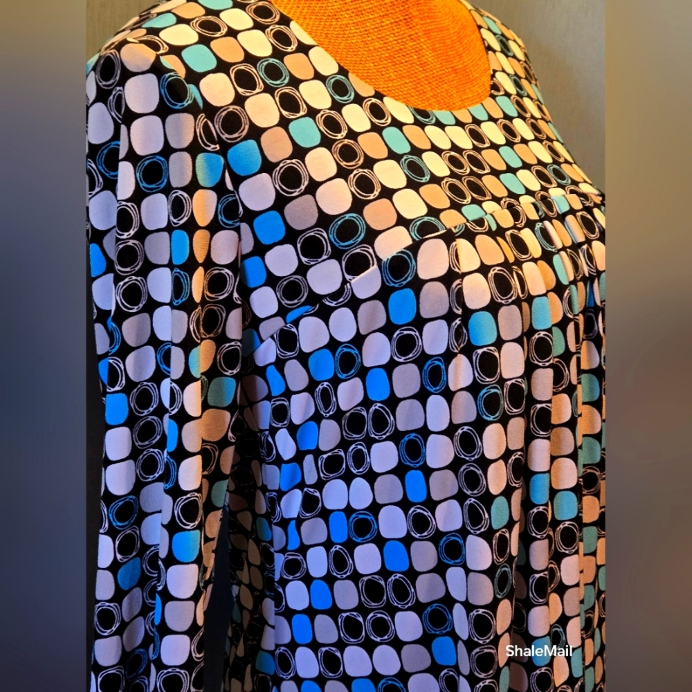 2 tops Size Medium